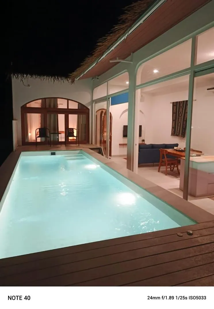 Villa White Yusna Uluwatu
